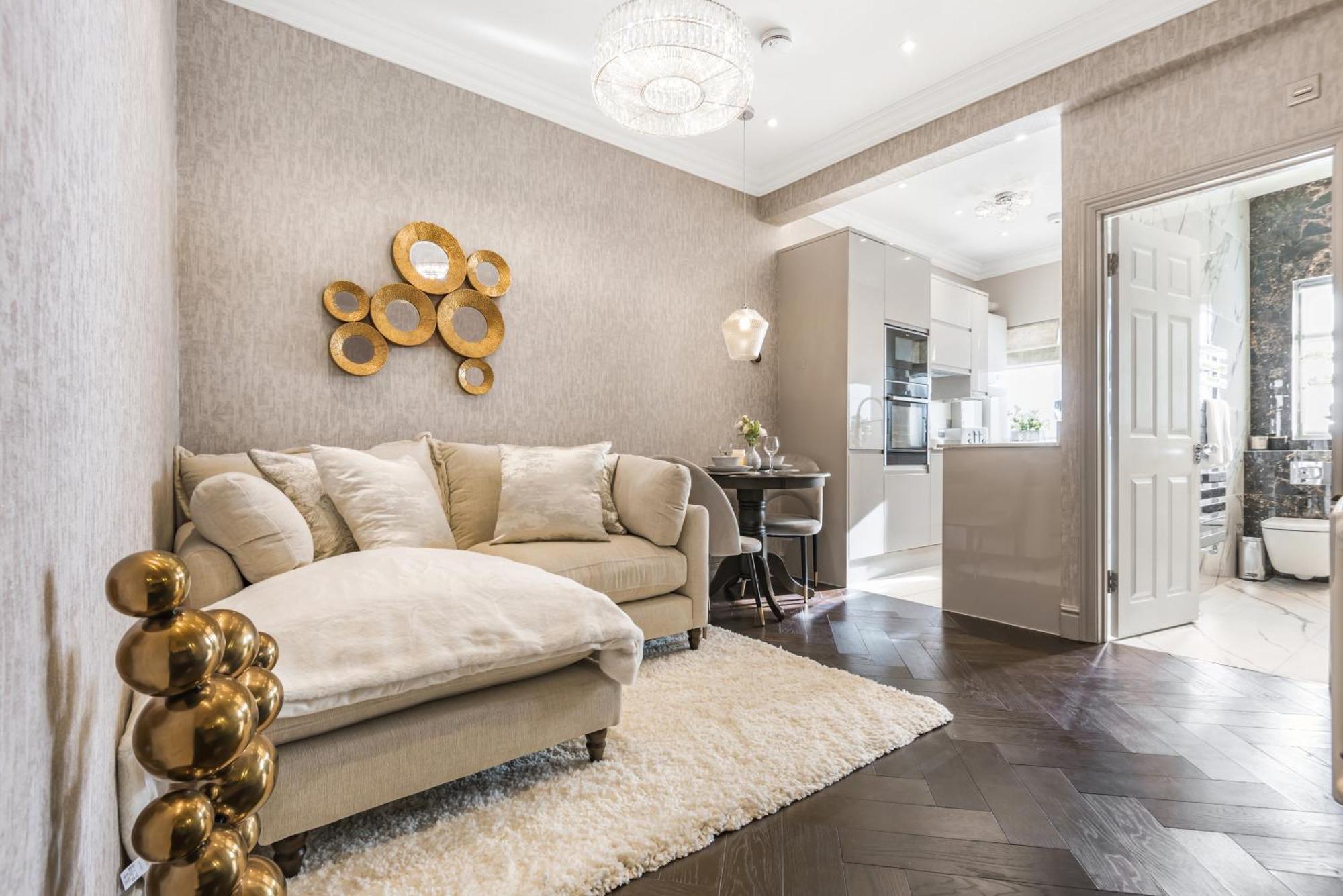 Luxury 1-Bed Apartment In Sought After Prime London Location Exterior photo